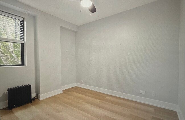 Foto del edificio - 6030 N Winthrop Ave