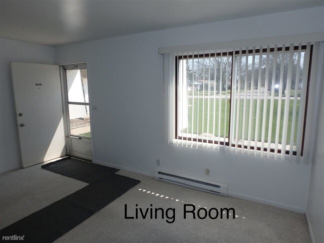 Building Photo - 1694 Molitor Rd
