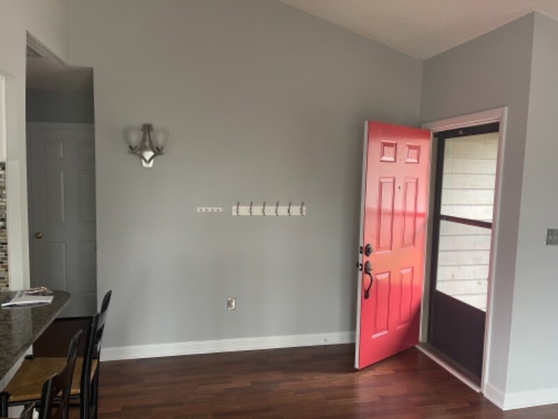 Foto principal - 484 Lazywood Ln