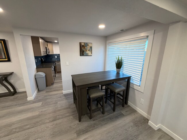 Building Photo - 1010 Reed Ave