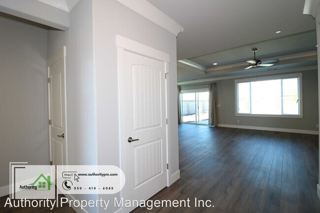 Building Photo - 3 br, 2 bath House - 2879 Calaveras Ct.