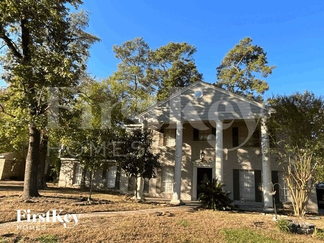 Building Photo - 17327 Rolling Creek Dr