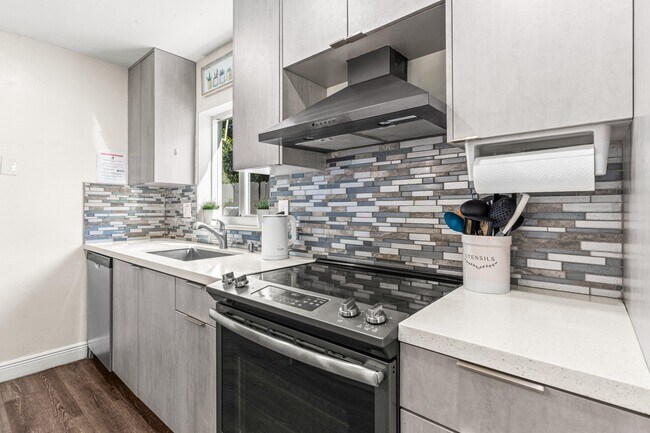 Foto del edificio - 1121 N 66 Terrace