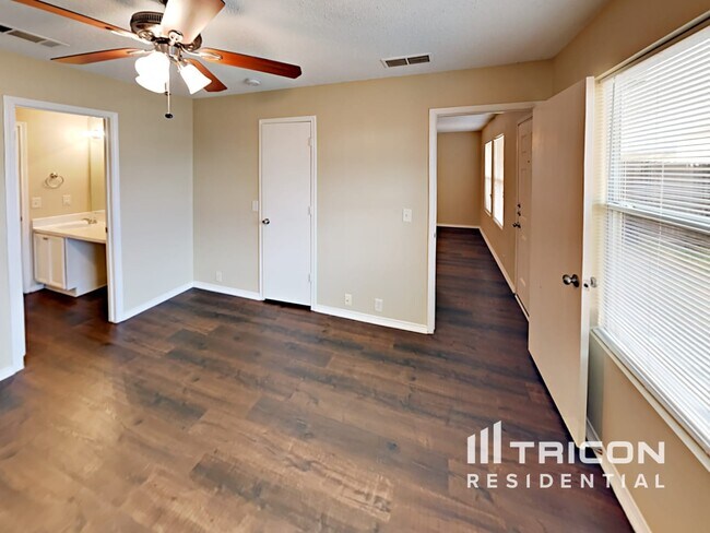 Building Photo - 9633 Brierwyck Dr