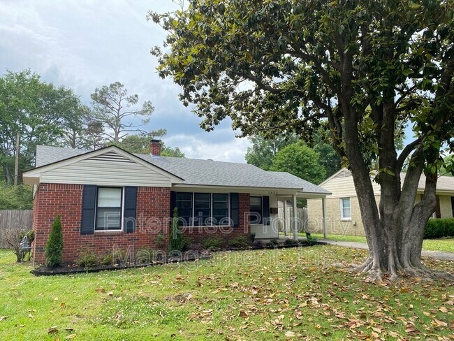 Building Photo - 1623 Delmont Rd