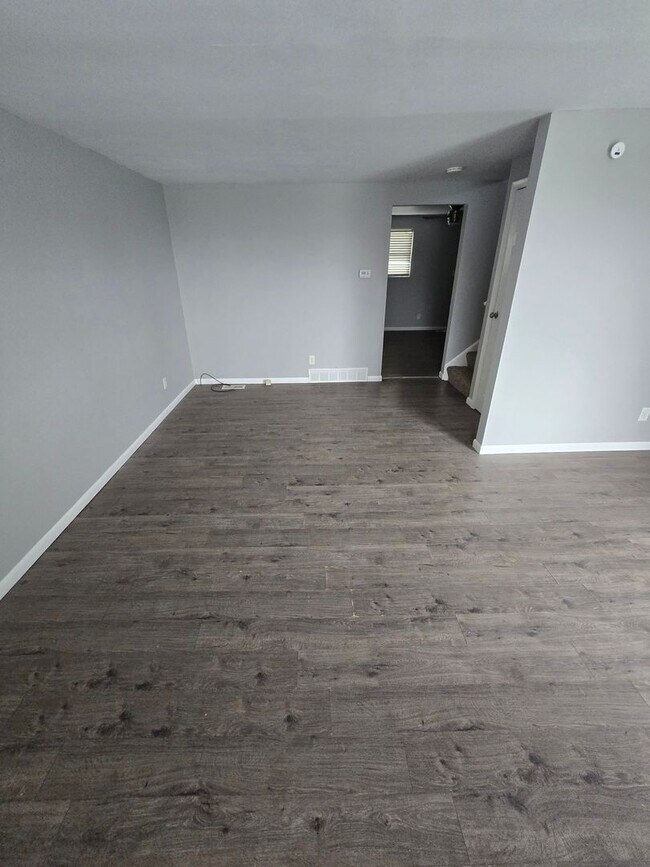 Foto del edificio - 1616-1618 E 25TH AVE
