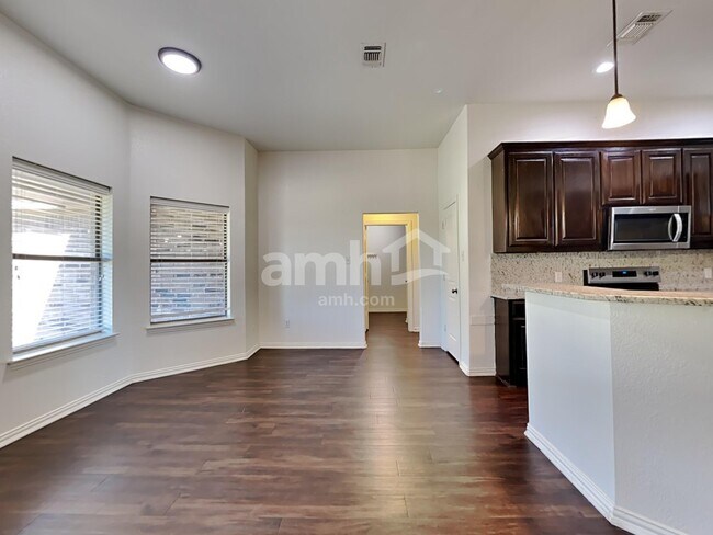 Foto del edificio - 101 Westend Ln