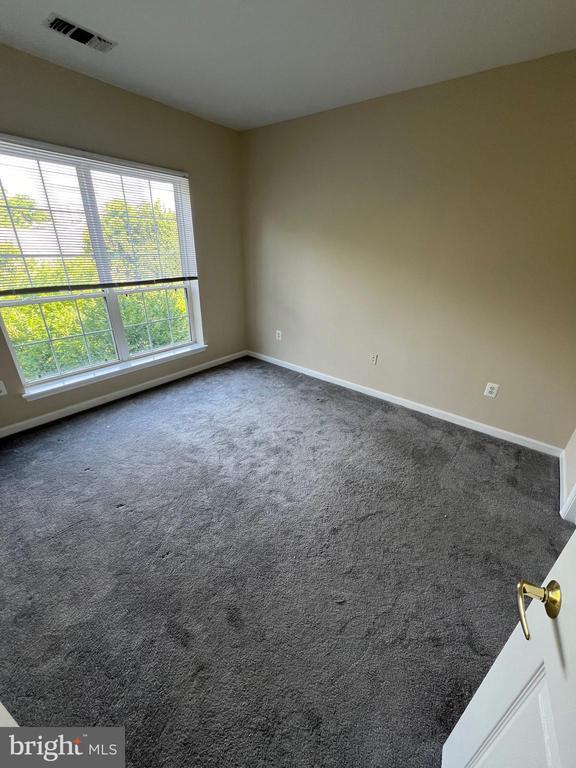 Building Photo - 4561 Strutfield Ln