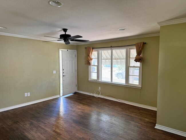 Foto del edificio - Adorable 2 Bed 1 Bath Home in Faith Village