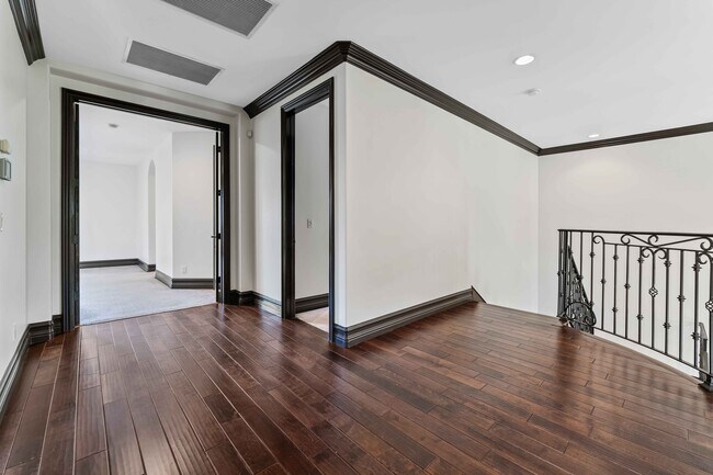 Foto del edificio - 19028 Logan Ln