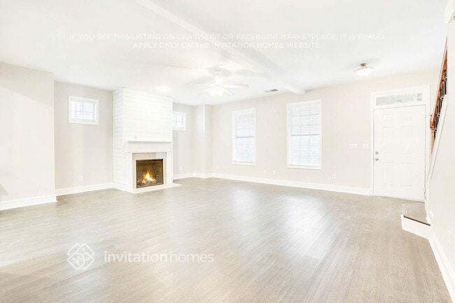 Foto del edificio - 1307 Sweetbriar Cir