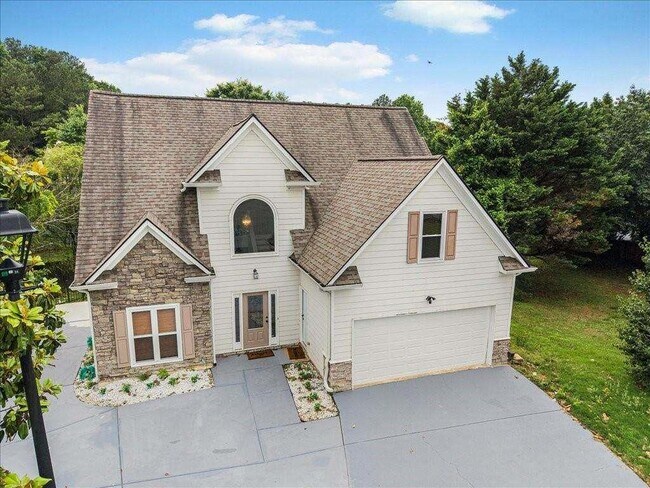 Building Photo - 3042 Oak Vista Way SW
