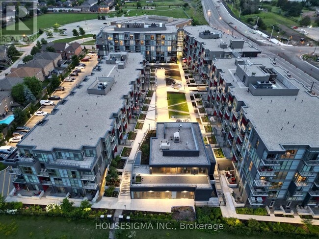 Photo du bâtiment - 5230-5230 Dundas St