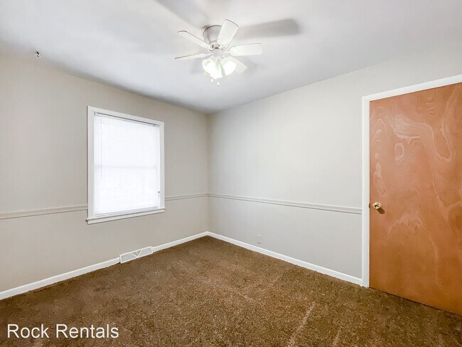 Foto del edificio - 3 br, 1 bath House - 809 W 18th