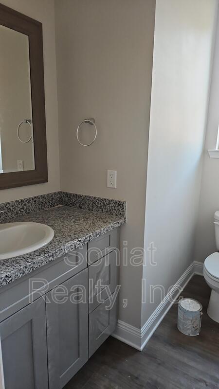 Building Photo - 5317 N Galvez St
