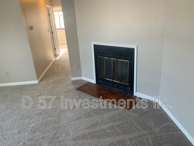 Foto del edificio - 9513 Woodland Hills Dr