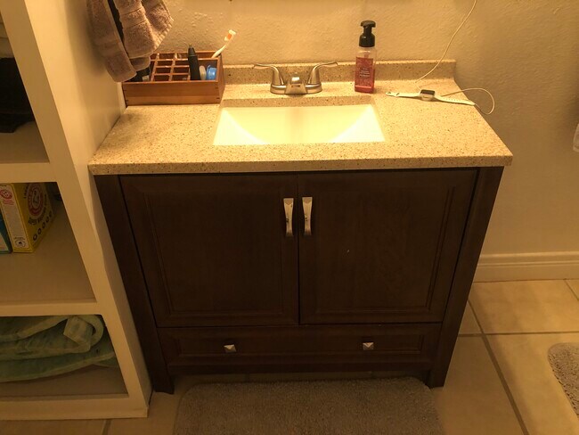 Building Photo - 2903 N US Highway 281