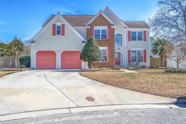 Building Photo - 305 Hidden Falls Ct