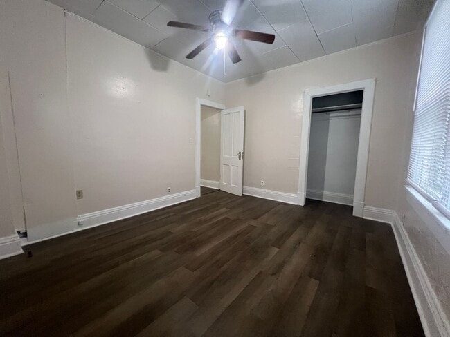 Building Photo - 429 Richwood Ave
