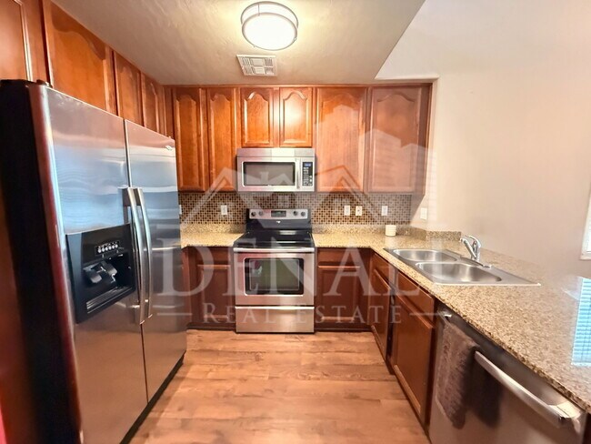 Foto del edificio - 4272 E Jasper Dr
