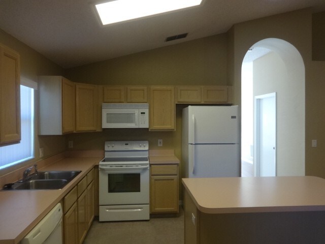 Building Photo - 219 White Marsh Cir