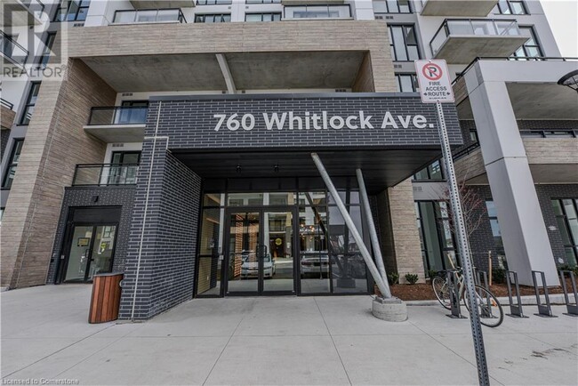 Photo du bâtiment - 760 Whitlock Ave
