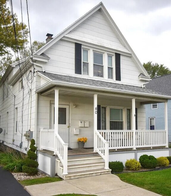 Building Photo - 40 Seneca Creek Rd