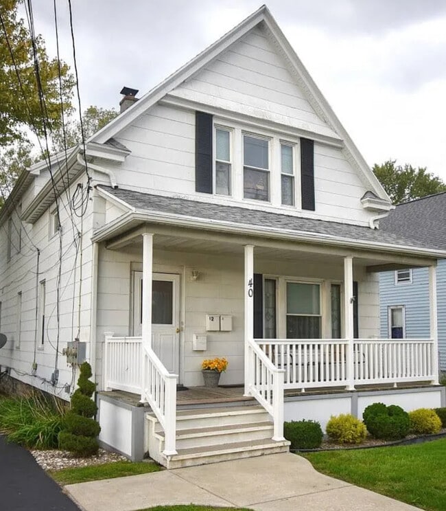 Building Photo - 40 Seneca Creek Rd