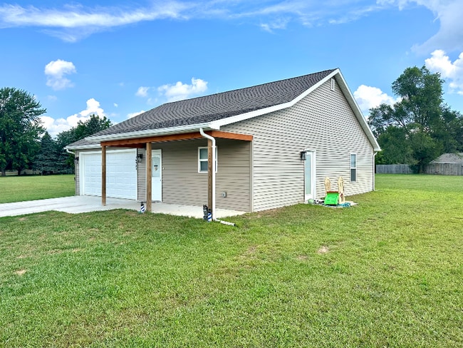 Building Photo - 4731 Basin St