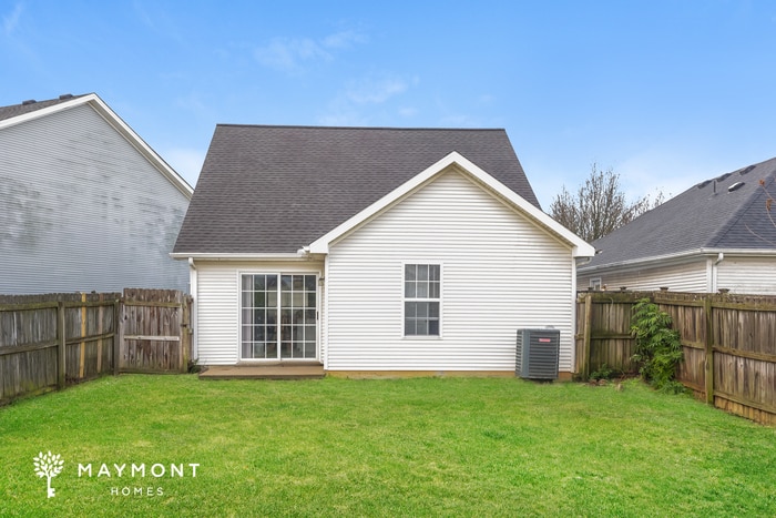 Building Photo - 1429 Rochester Dr