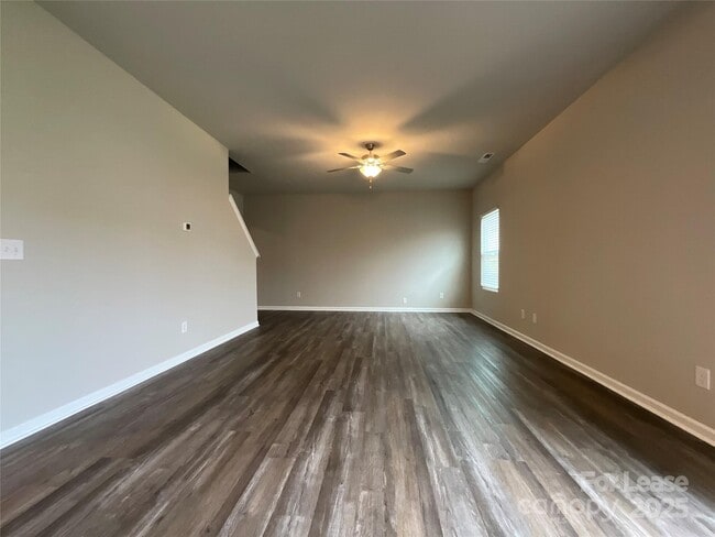 Building Photo - 6015 Ahoskie Dr