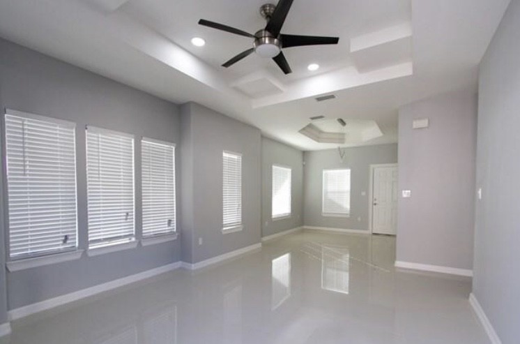 Foto principal - 2614 Primrose Ave