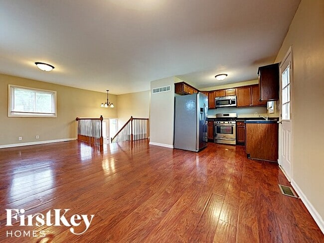 Building Photo - 1154 Rathbone Ave