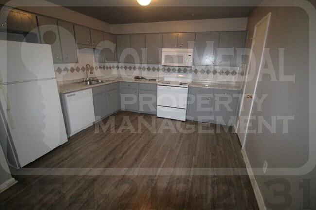 Building Photo - 1408 Pima Trail