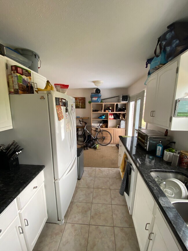 425 Dorset St Unit 6, South Burlington, VT 05403 Condo for Rent in