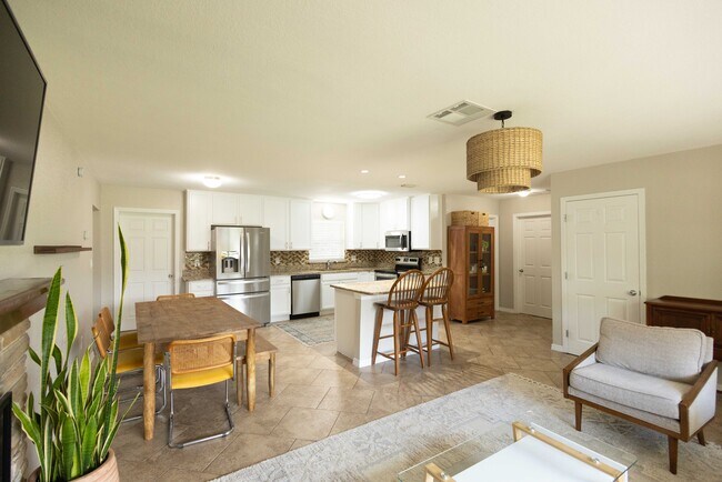 Foto del edificio - 650 S Park Ave