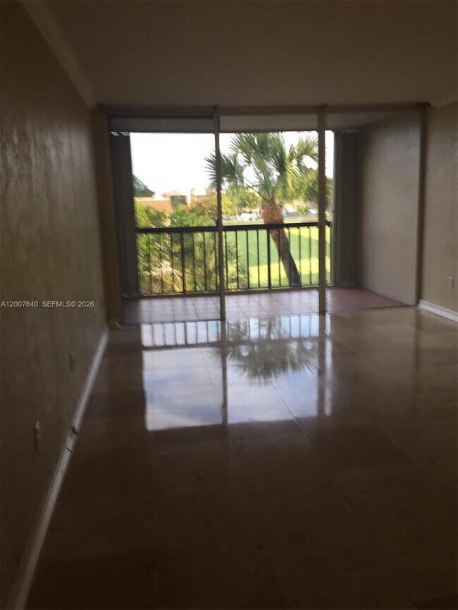 Foto del edificio - 10825 SW 112th Ave