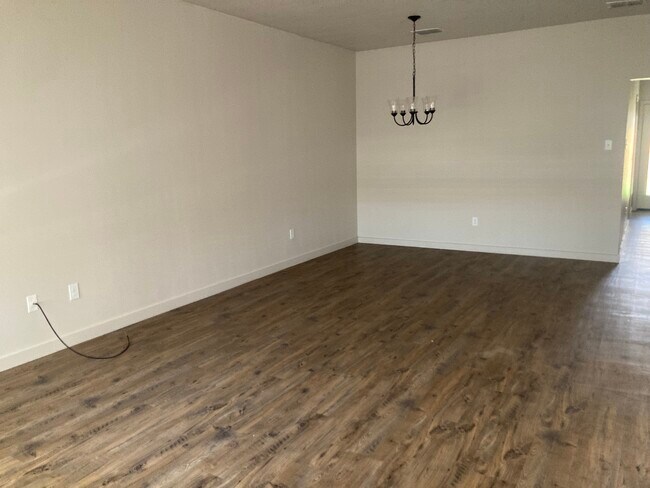 Foto del edificio - 1208 N 7th St