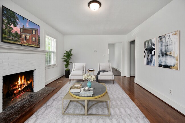 Sólo visualización - 819 Weedon St
