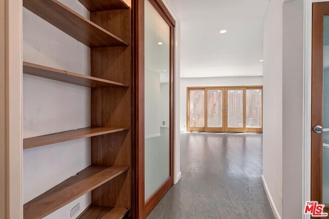 Foto del edificio - 1400 Hayworth Ave