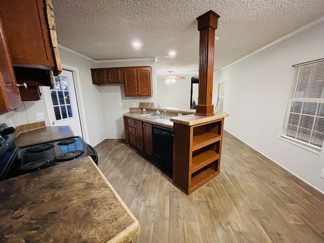 Photo - 33230 Walker North Rd House