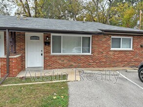 Building Photo - 8630 Burton Ave