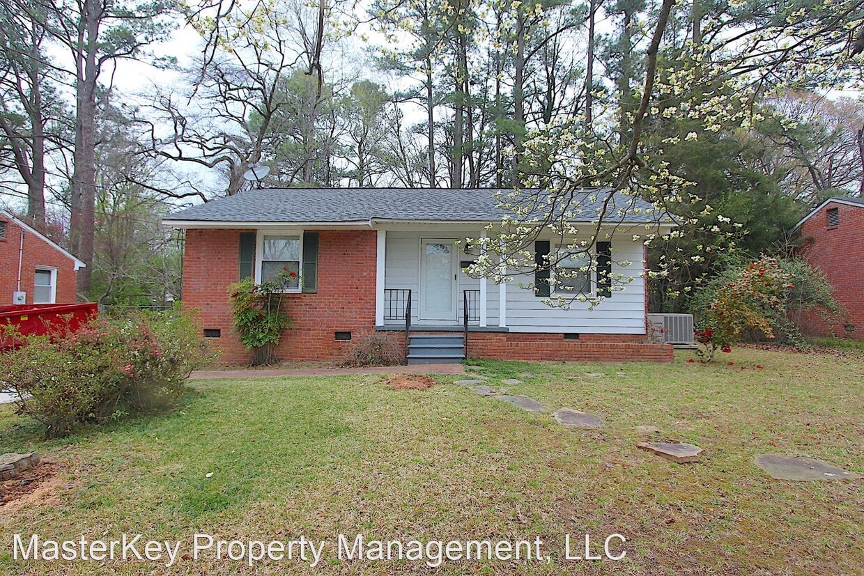 Primary Photo - 2 br, 1 bath House - 2413 Derby Dr