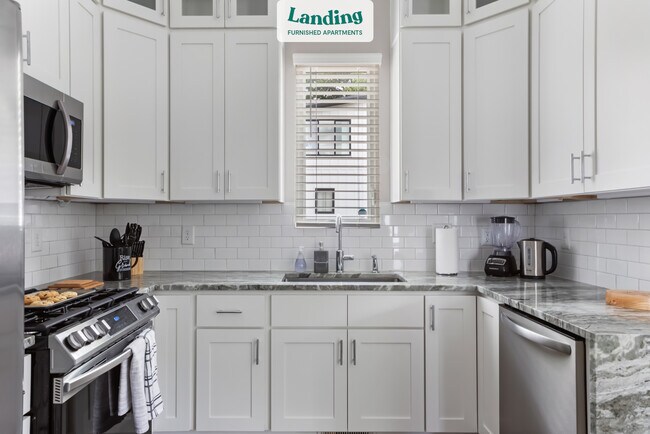 Foto del edificio - 3146 Rowena Ave