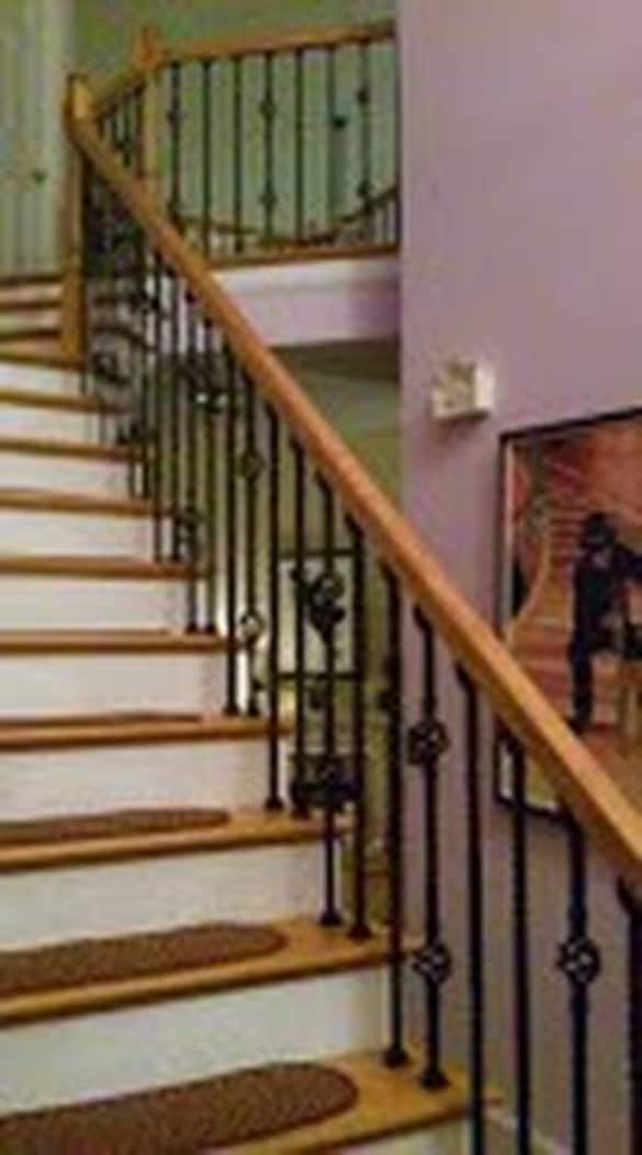 Photo - 832 Monroe Dr NE House