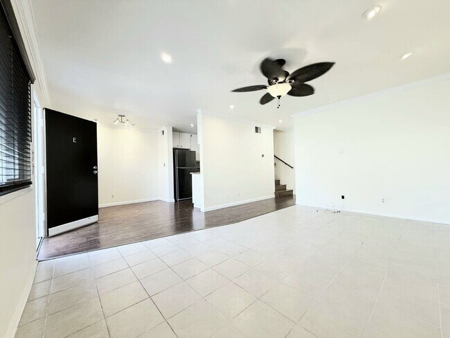 Foto del edificio - 809 E Acacia Ave