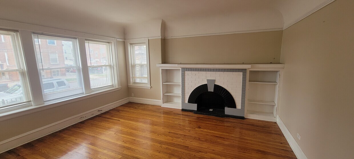 2053 N Keeler Ave Unit 1, Chicago, IL 60639 Apartments in Chicago, IL