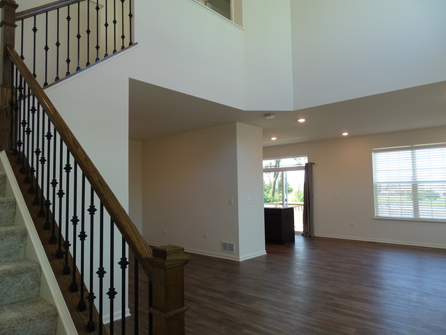 Building Photo - 15134 W Quincy Cir