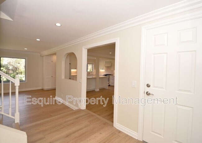 Foto del edificio - 6713 Singletree Ln