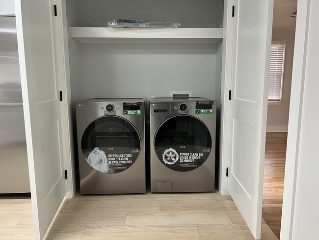 Building Photo - 3808 5th St